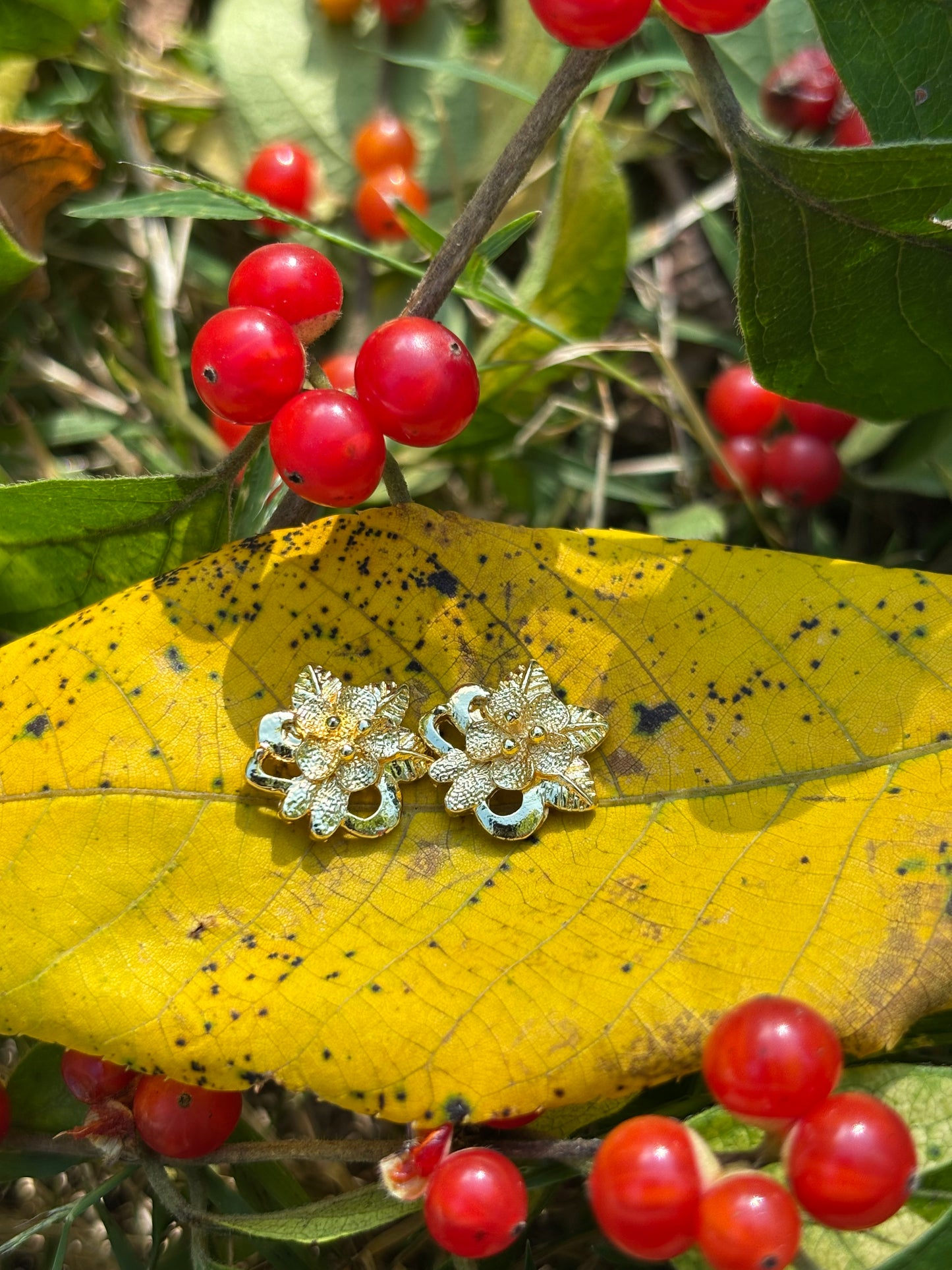 Bouquet Studs